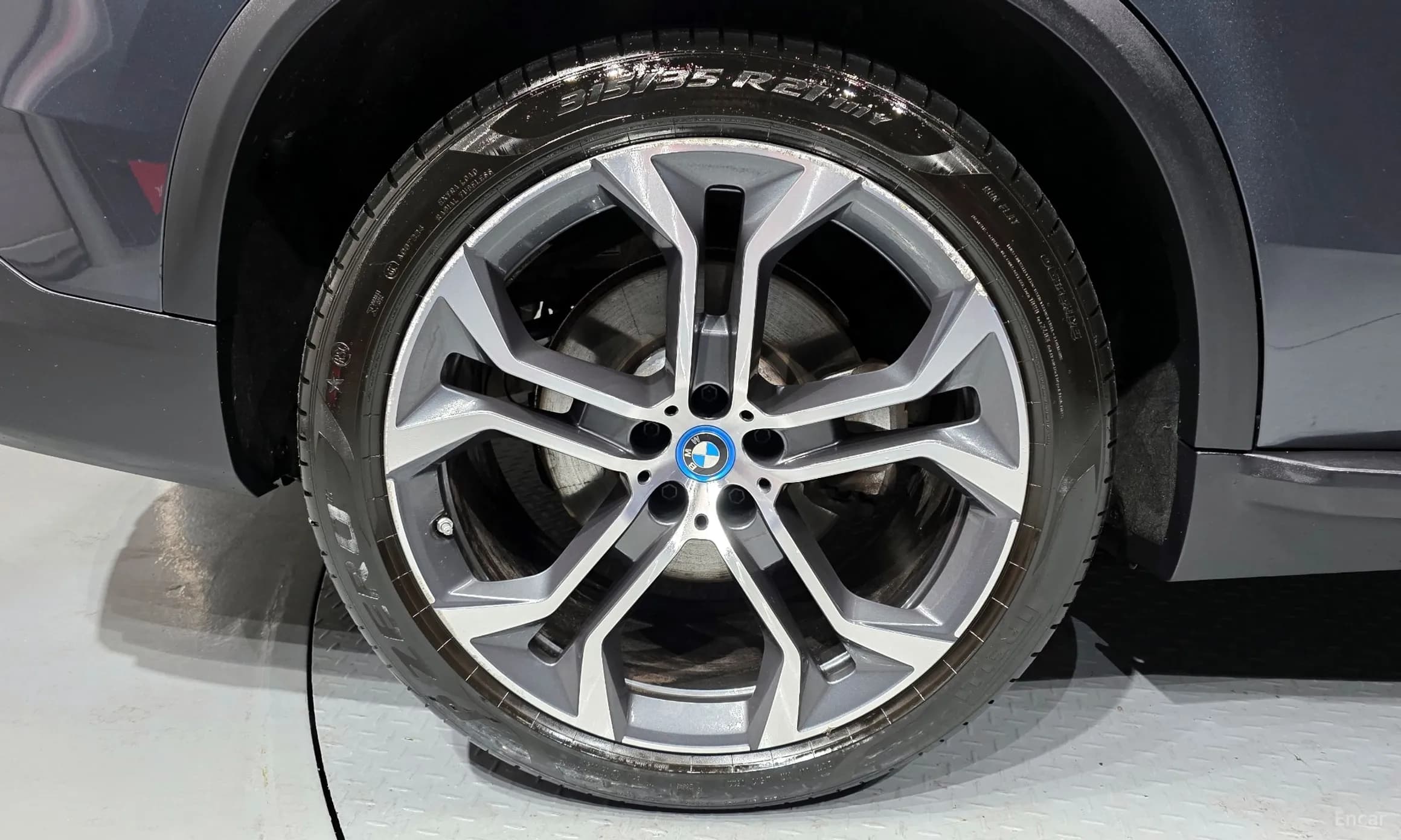 X5 (G05)