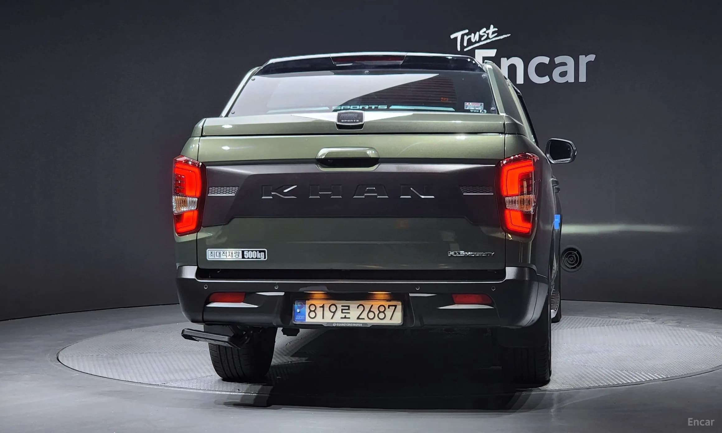 Rexton Sports Khan