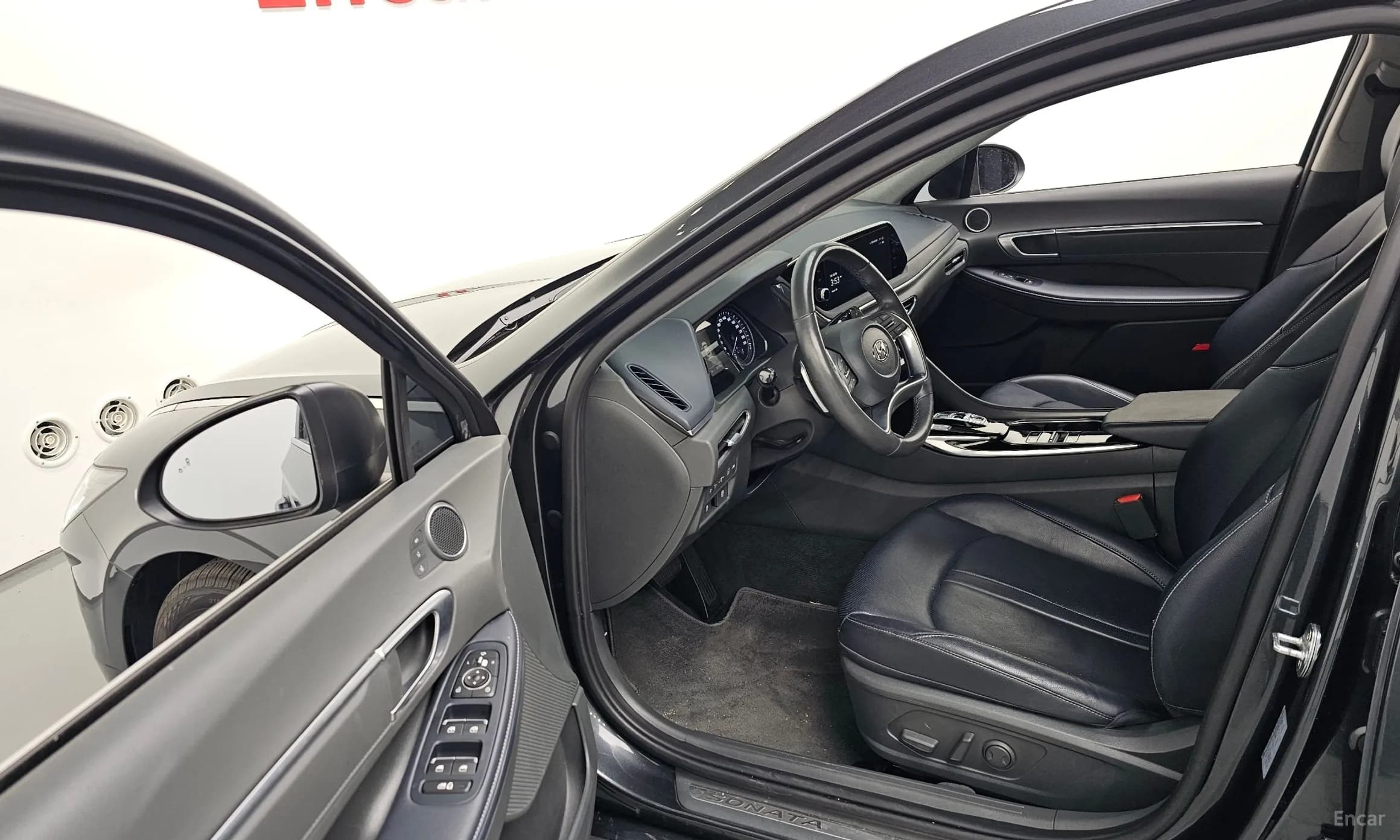 Sonata Hybrid (DN8)