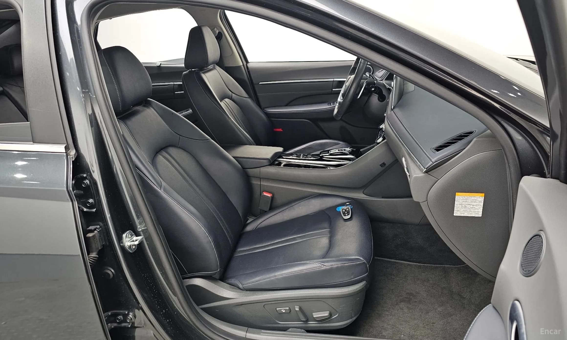 Sonata Hybrid (DN8)