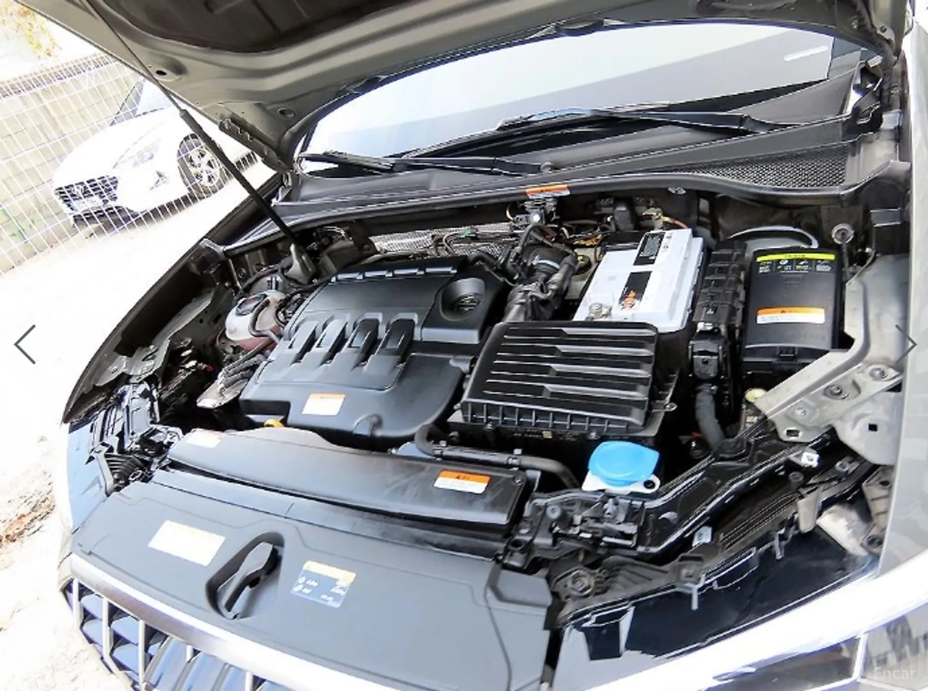 Q3 (F3)