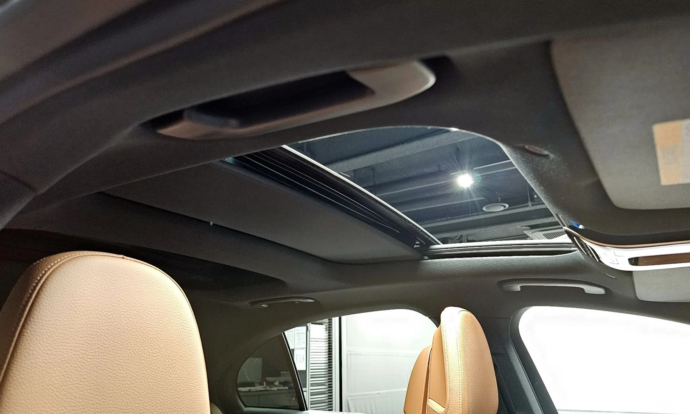 E-Class W214