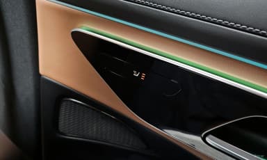 E-Class W214