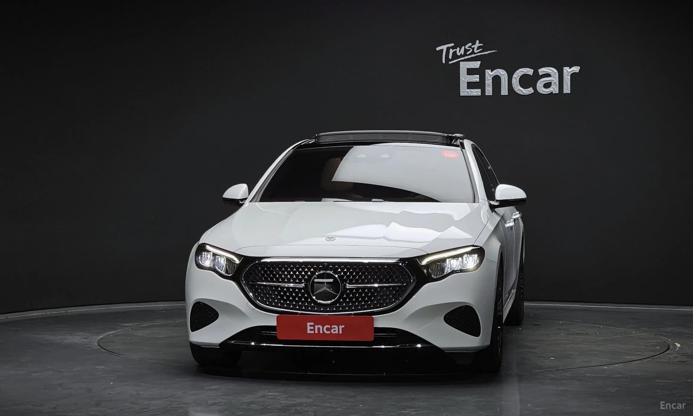 E-Class W214