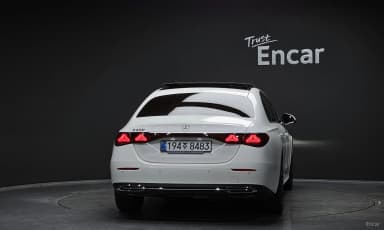 E-Class W214