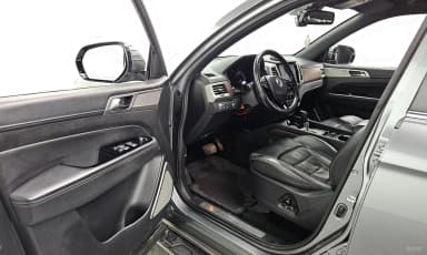 G4 Rexton