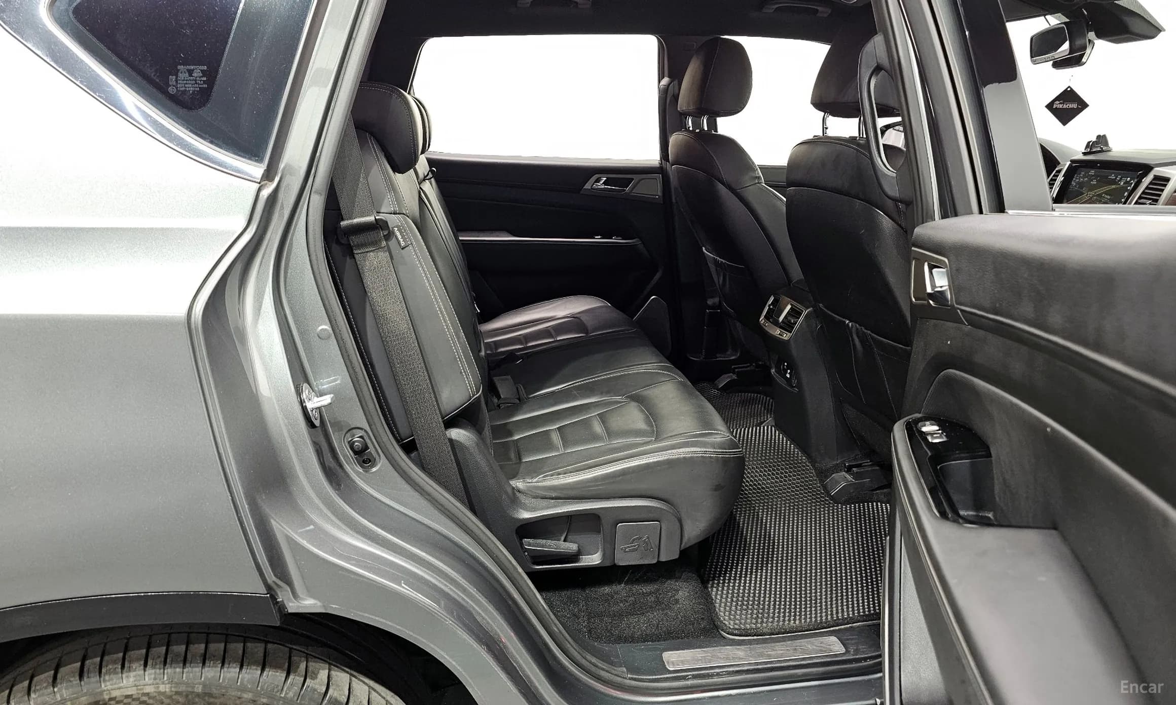 G4 Rexton