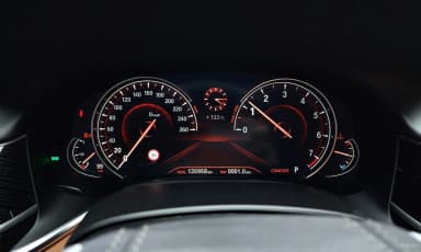 7 Series (G11)