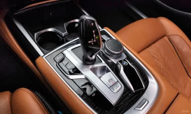 7 Series (G11)
