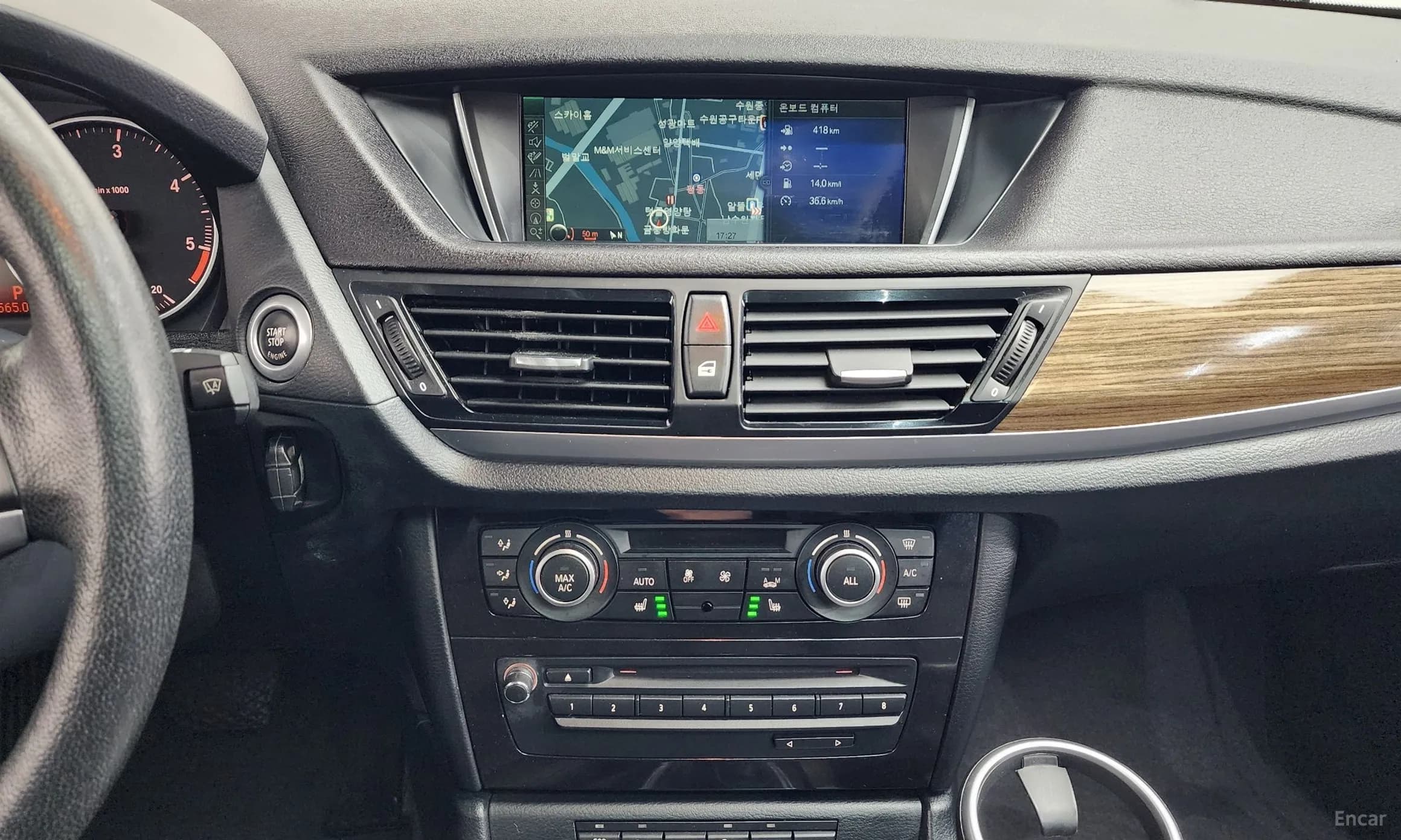 X1 (E84)