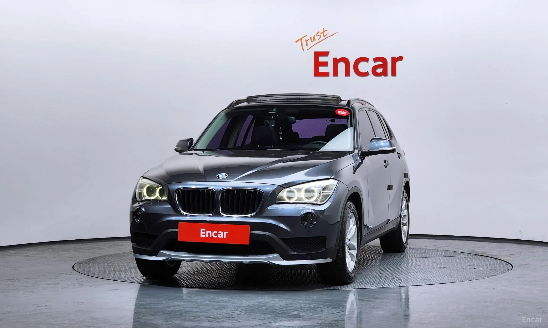 X1 (E84)