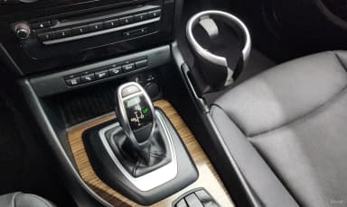 X1 (E84)