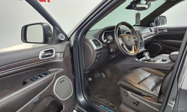 Grand Cherokee