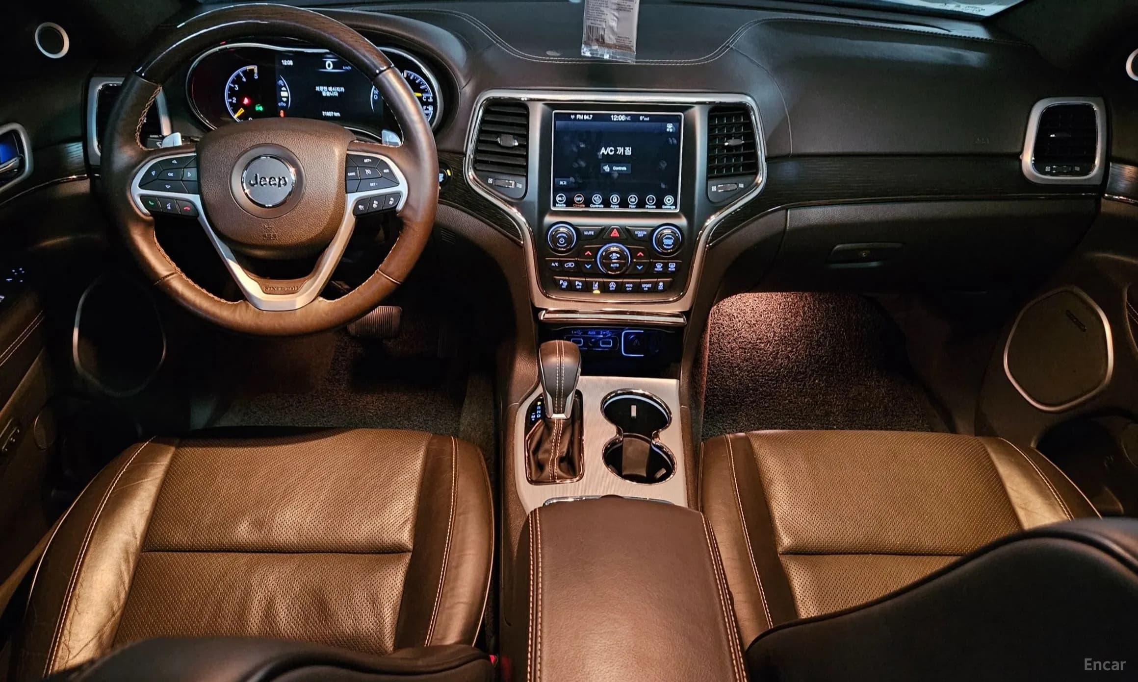 Grand Cherokee