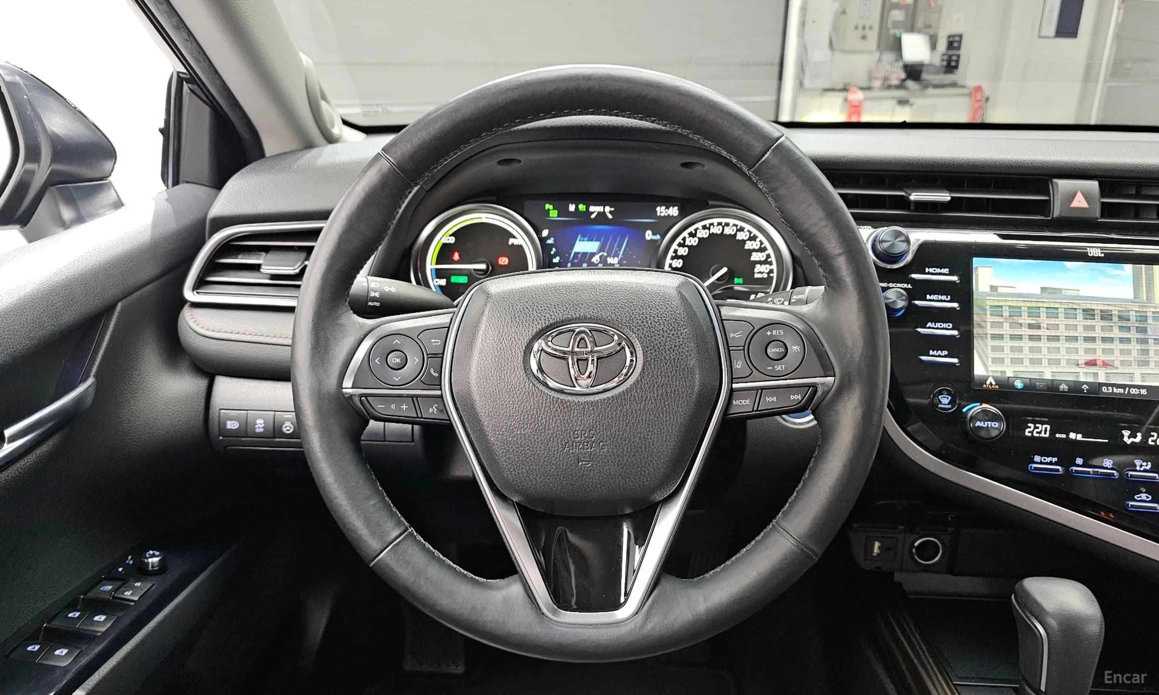 Camry (XV70)