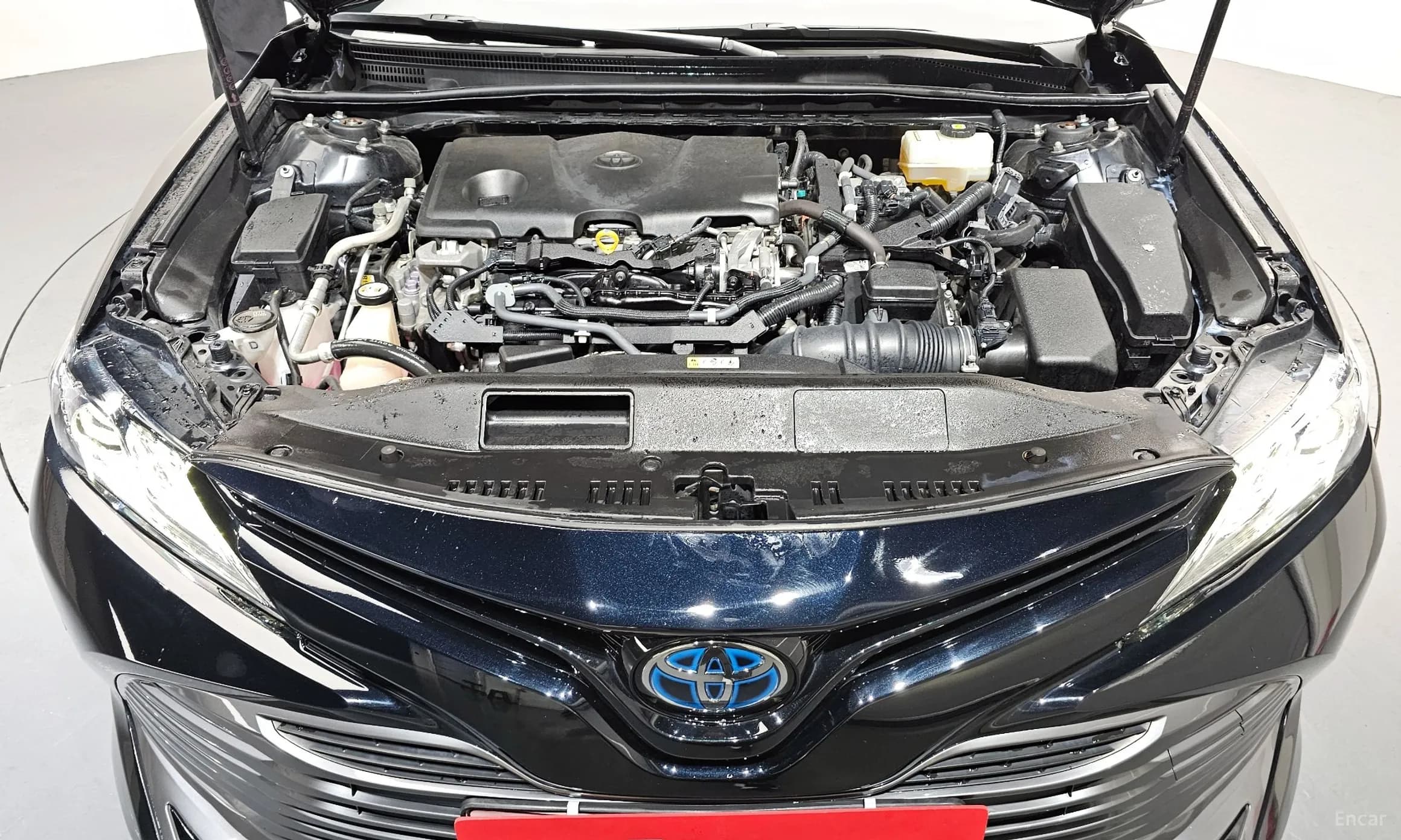 Camry (XV70)