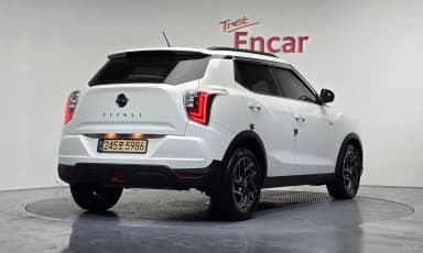 Berry New Tivoli