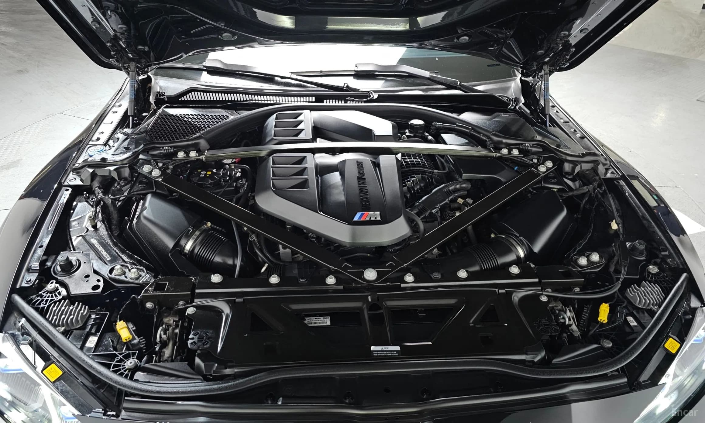 M4 (G82)
