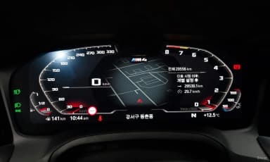 M4 (G82)