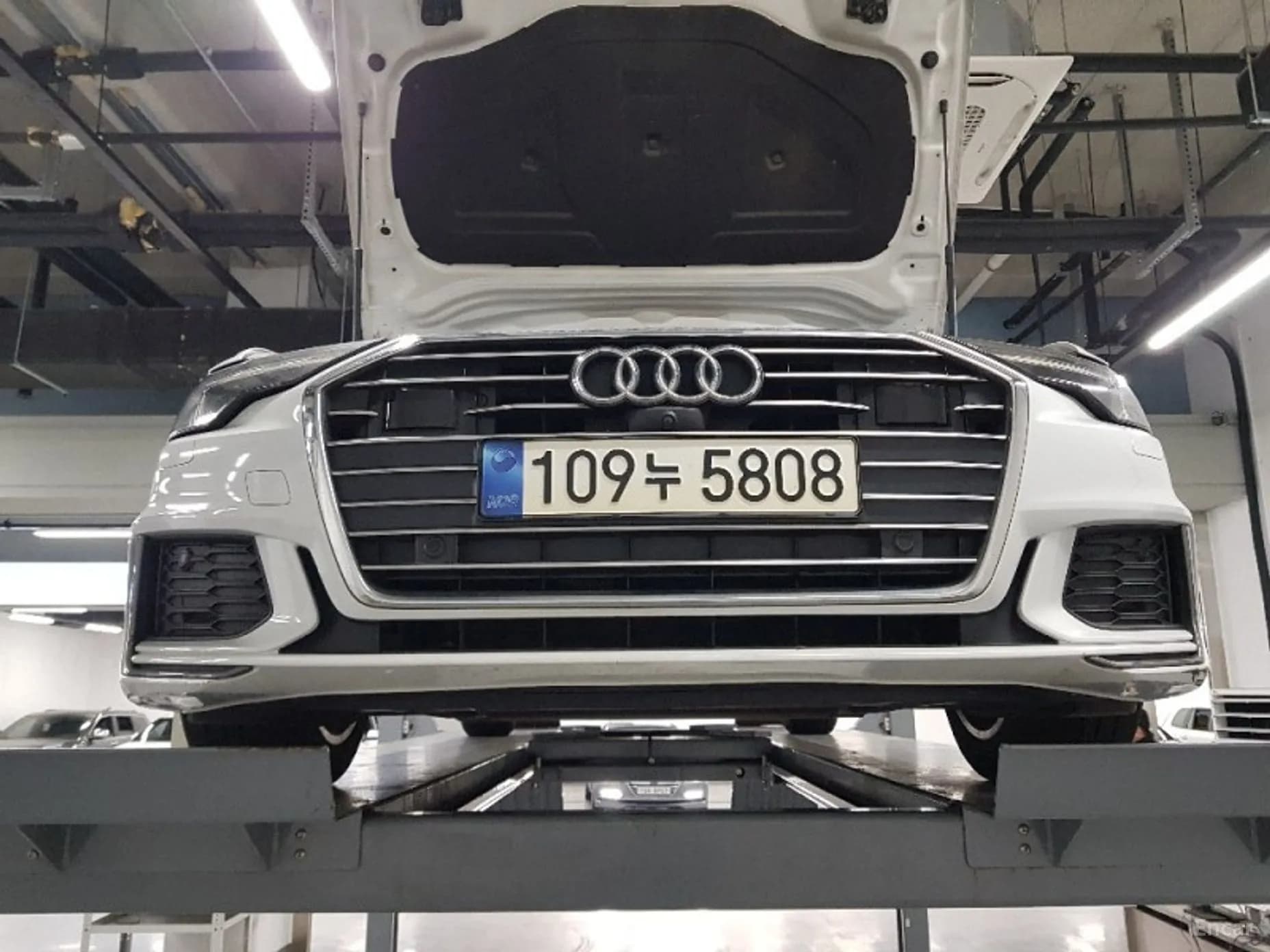 A6 (C8)