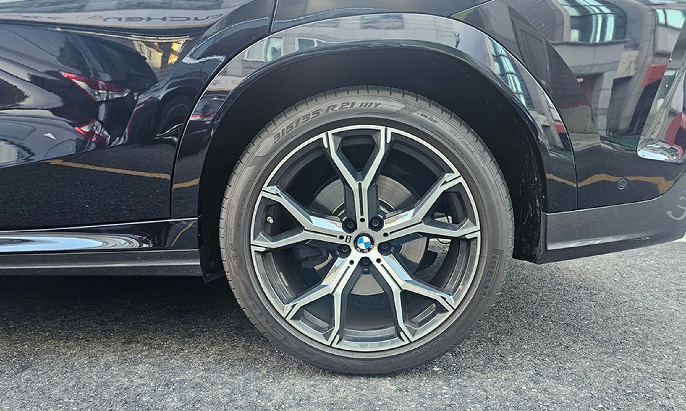X6 (G06)