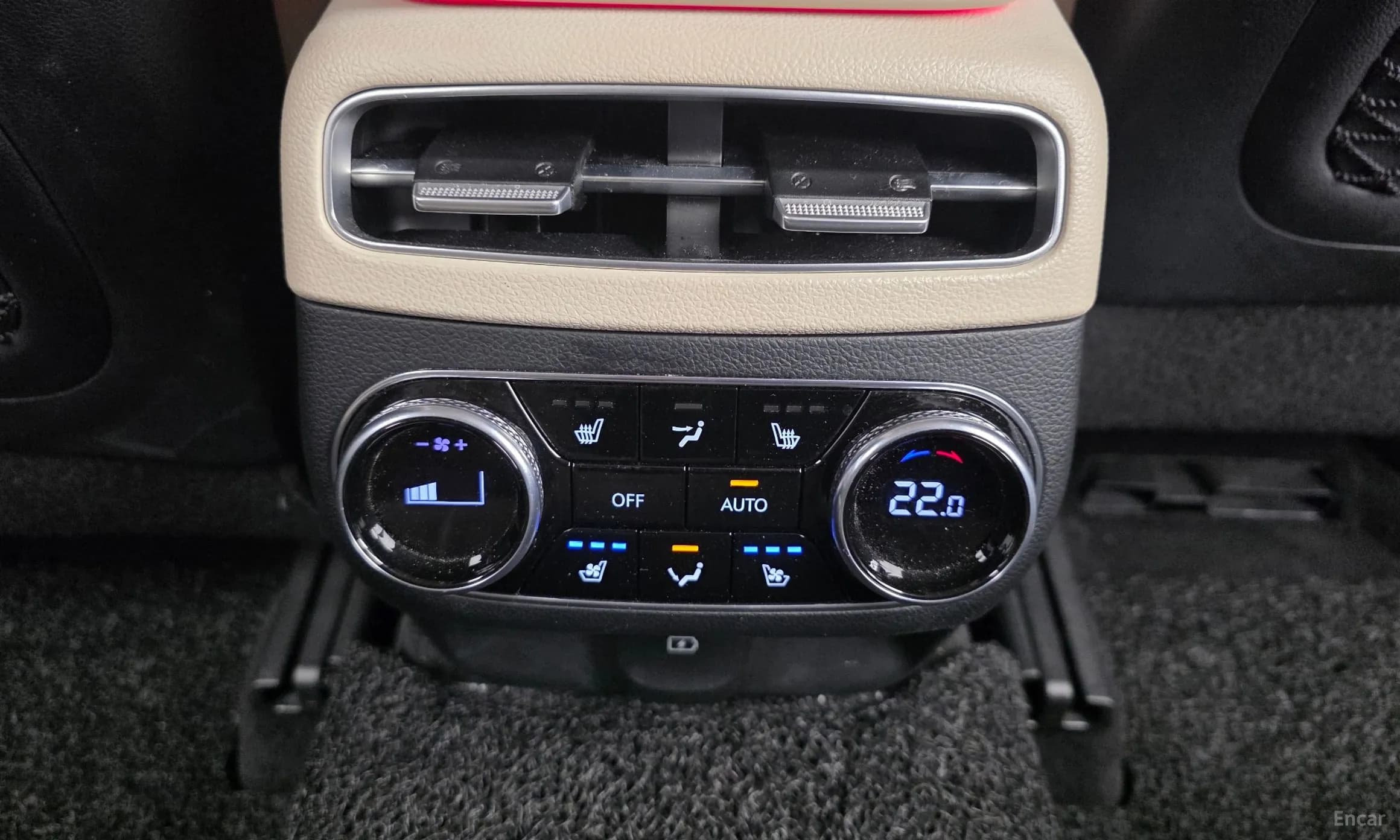 GV70