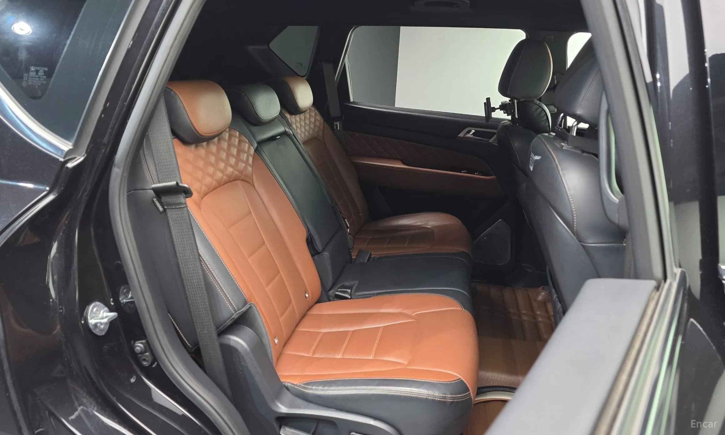 G4 Rexton