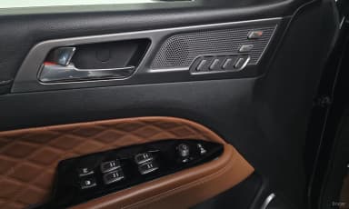 G4 Rexton