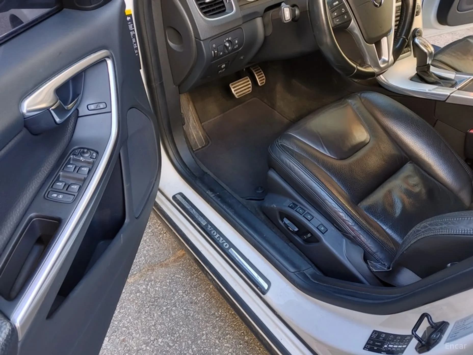 S60