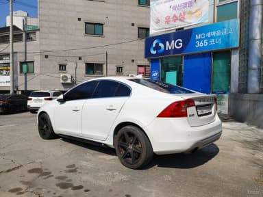 S60