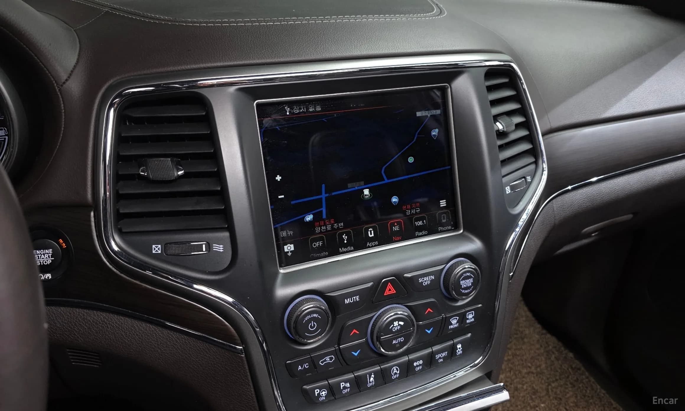 Grand Cherokee