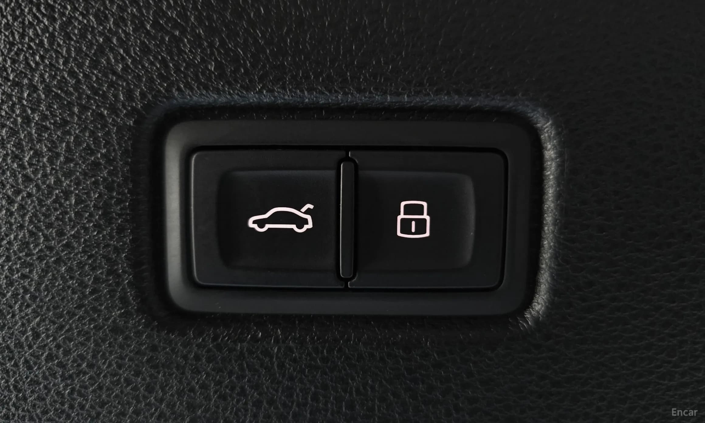 Q7 (4M)