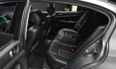 G37