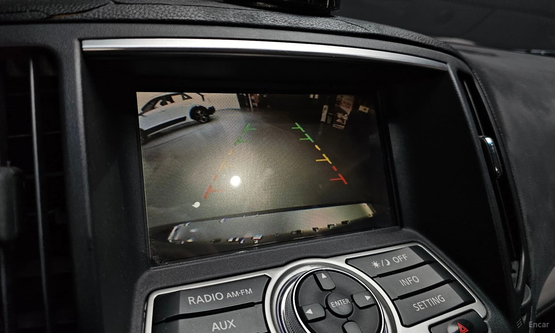 G37