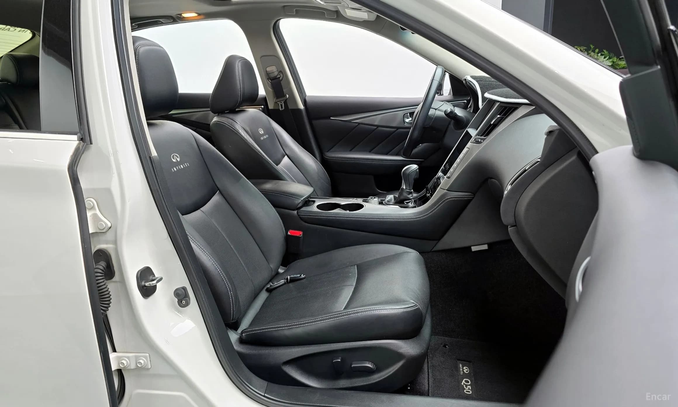 Q50