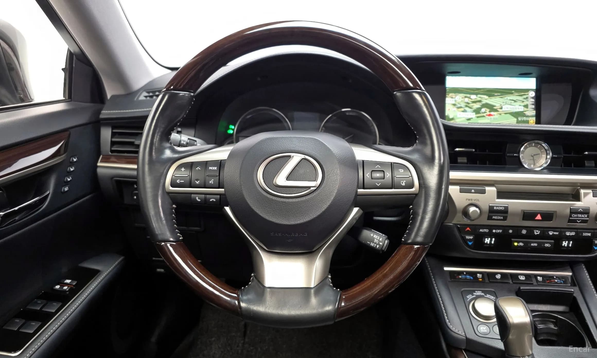 New ES300h