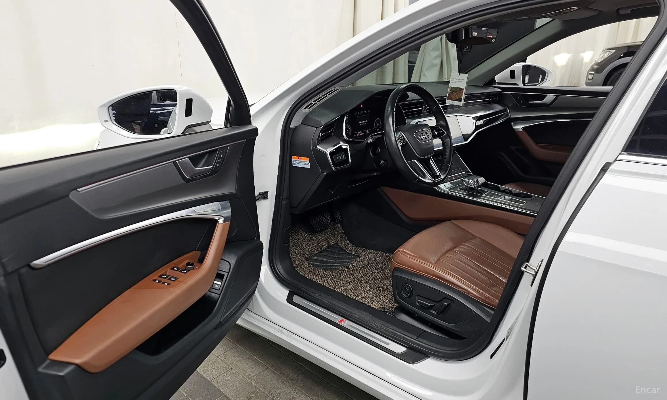 A6 (C8)