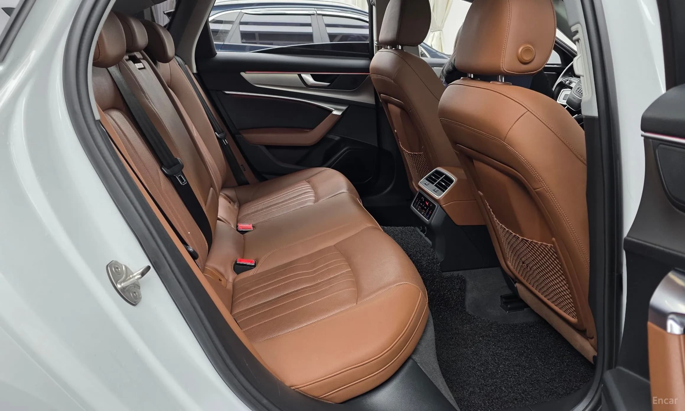 A6 (C8)