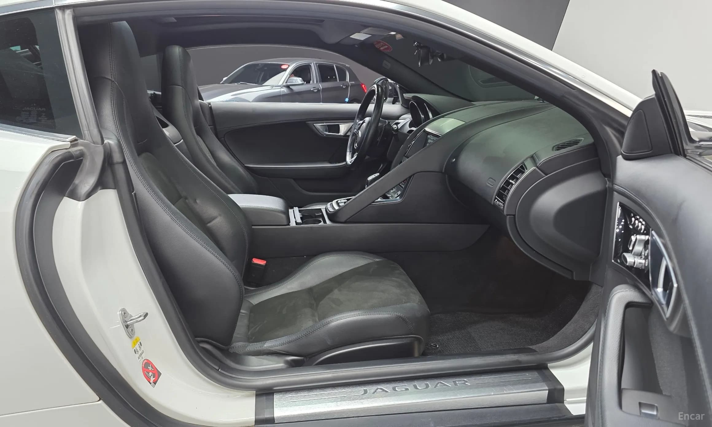 F-TYPE