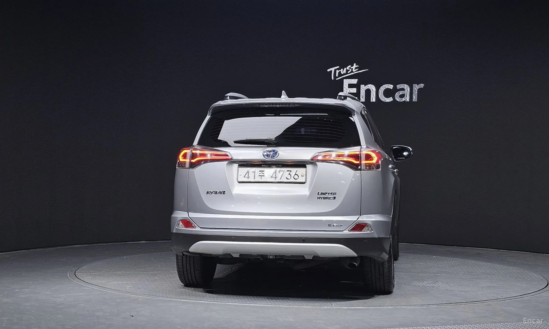 RAV4