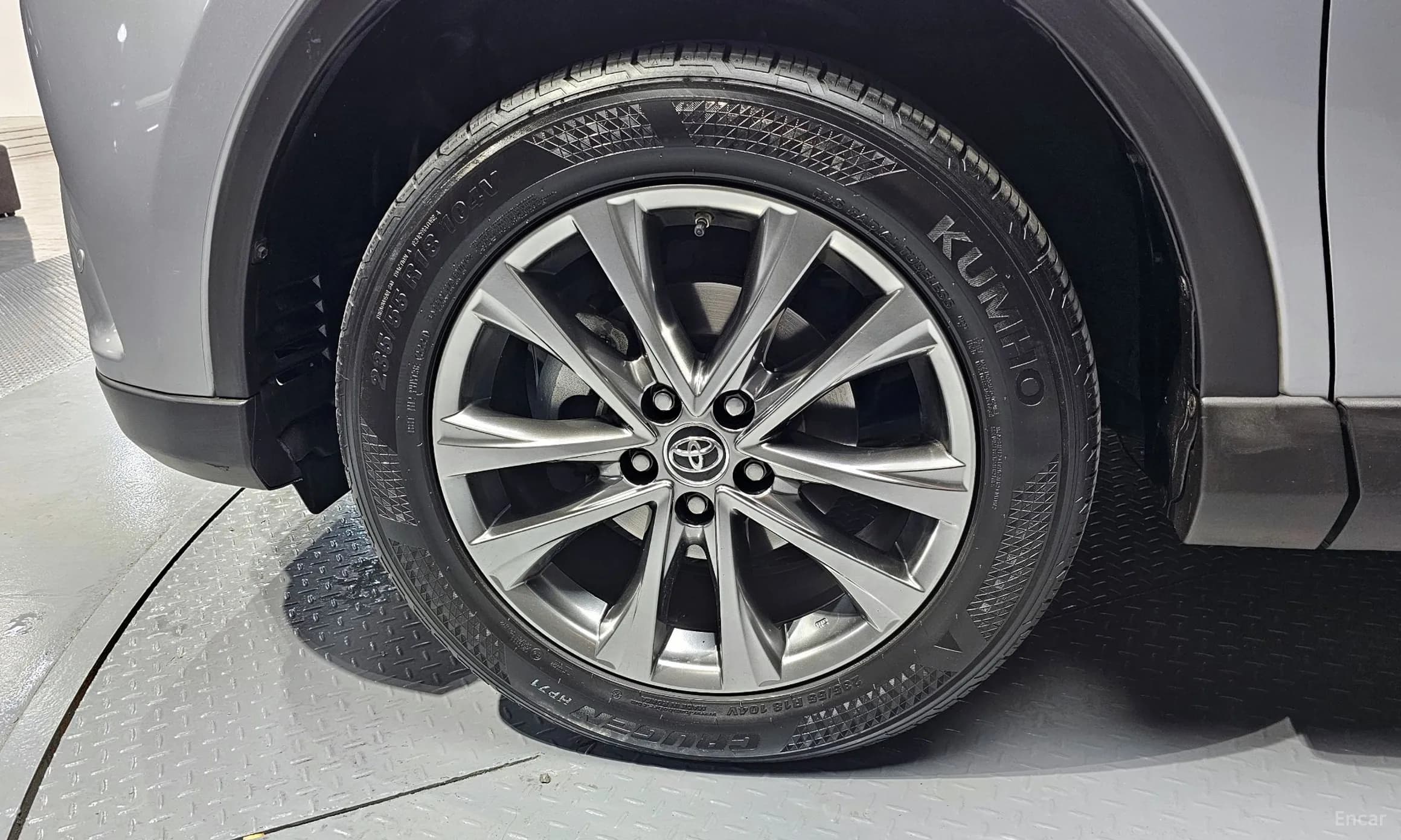 RAV4
