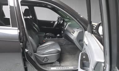 G4 Rexton
