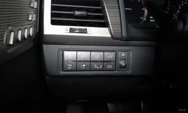 G4 Rexton