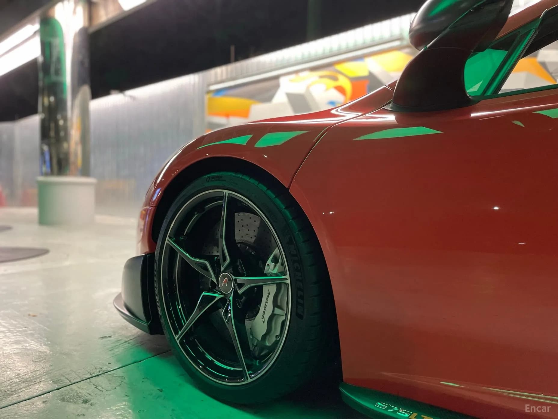 675LT