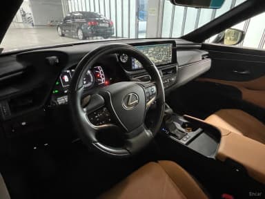 ES300h 7th Generation