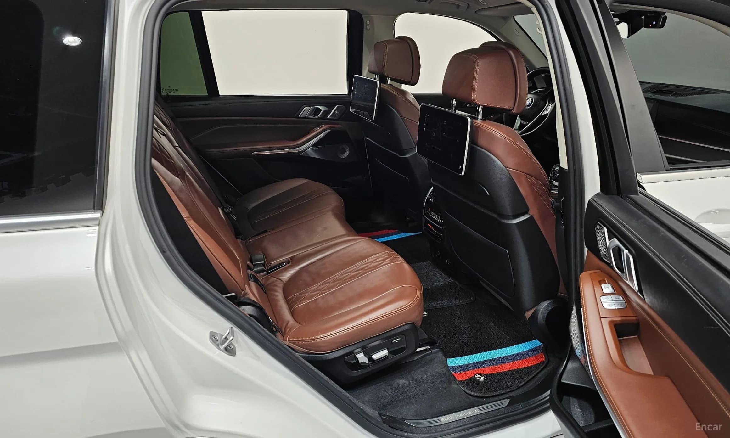 X7 (G07)