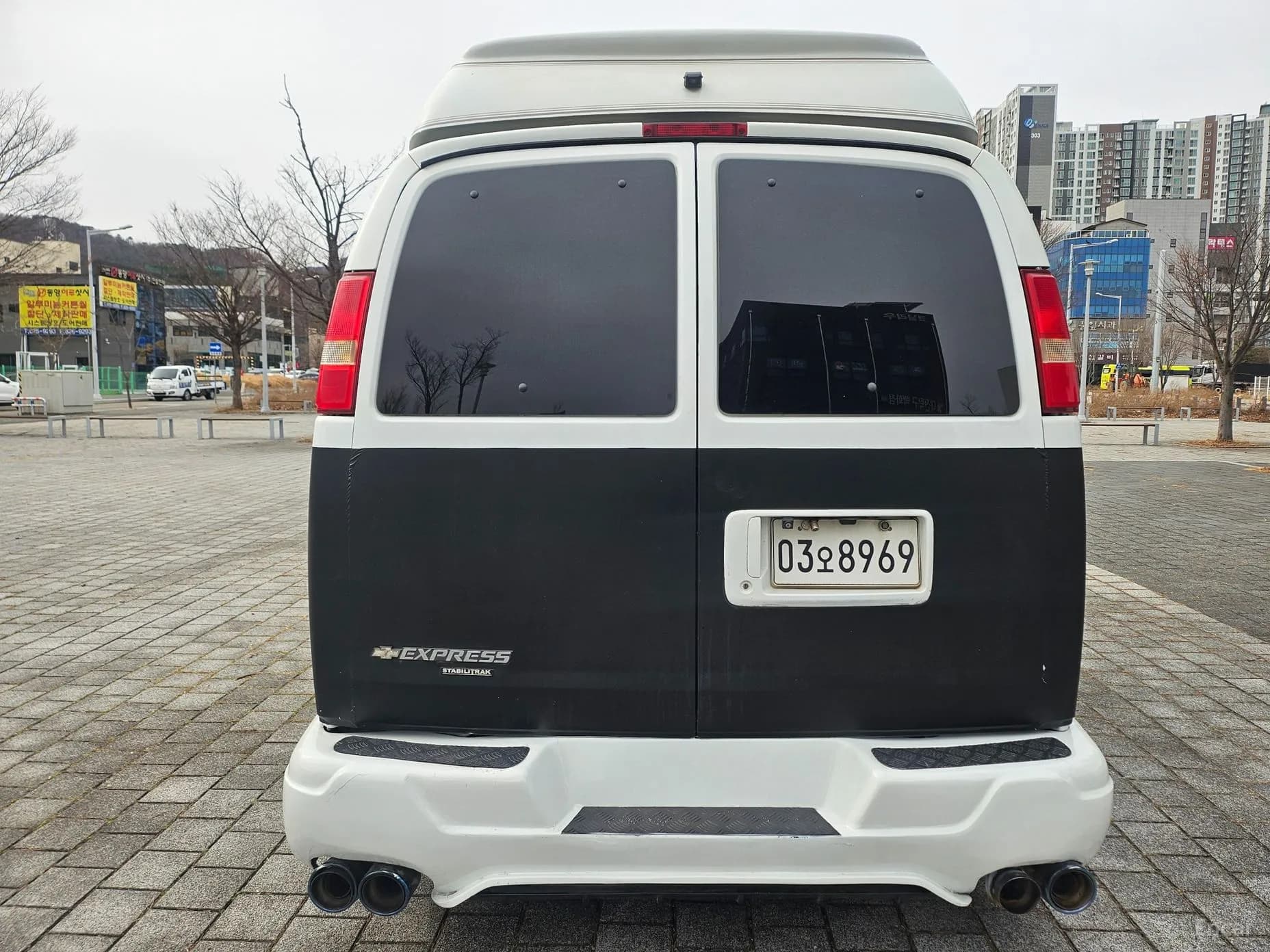 Express Van