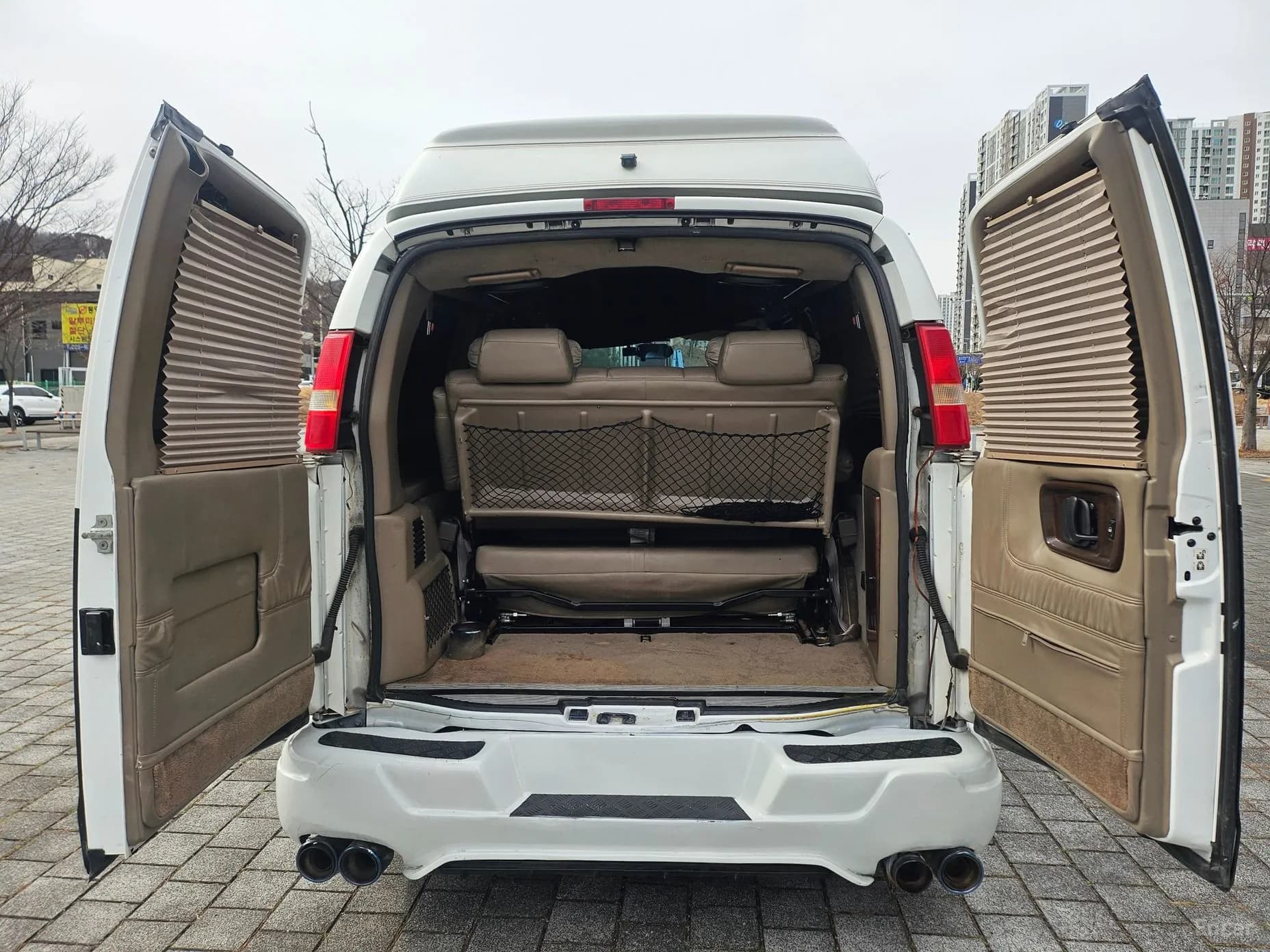 Express Van