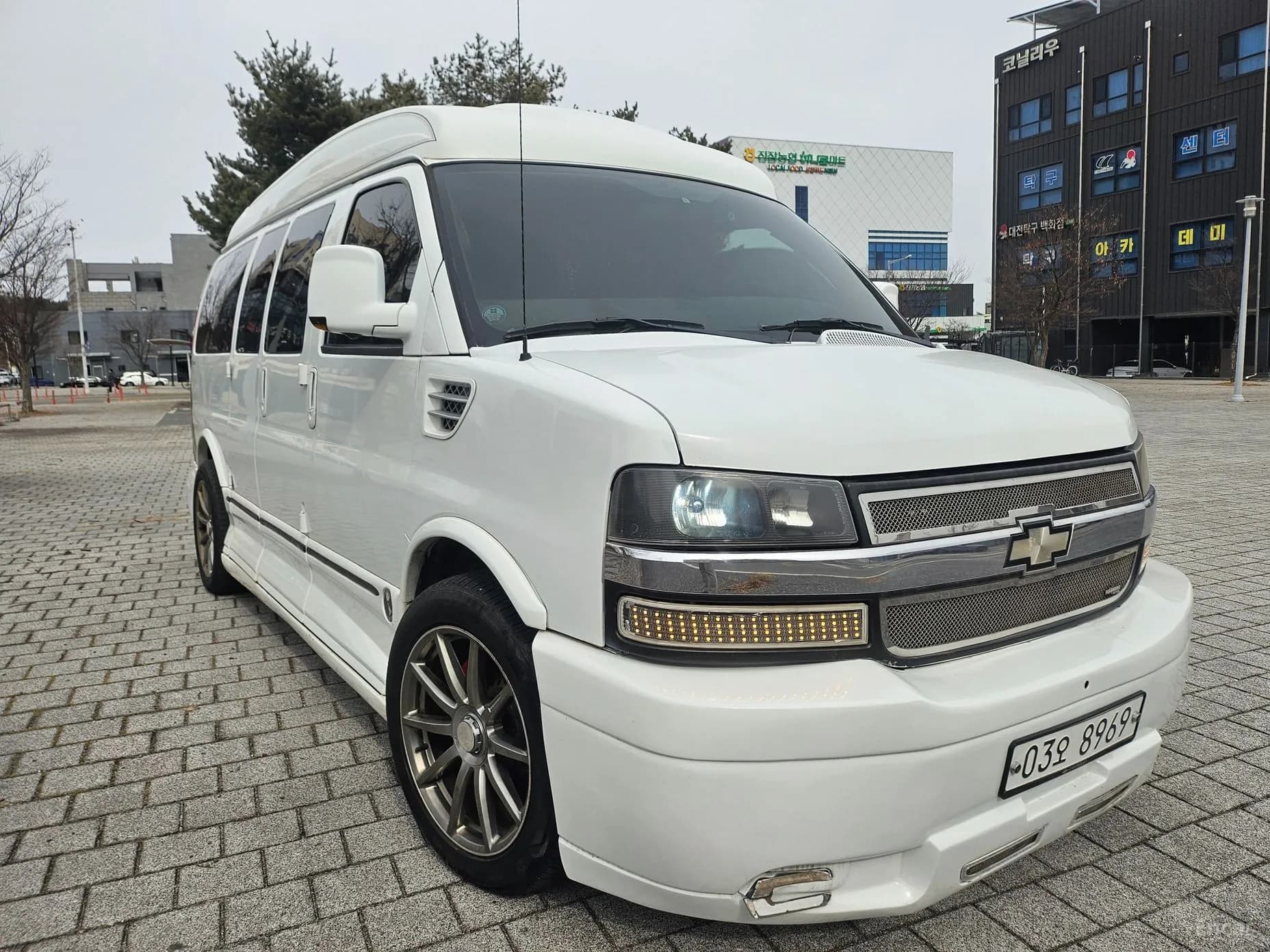 Express Van