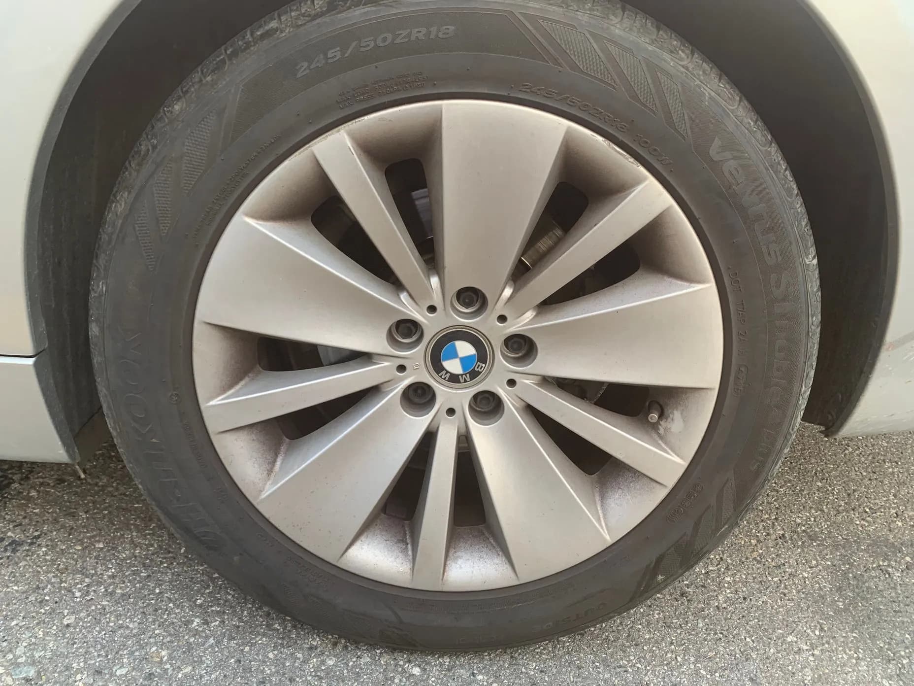 7 Series (E65)